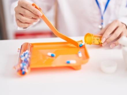 Chicago, IL pharmacist license defense lawyer